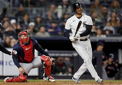 Aaron Hicks - Net Worth, Age, Height, Birthday, Bio, Wiki!