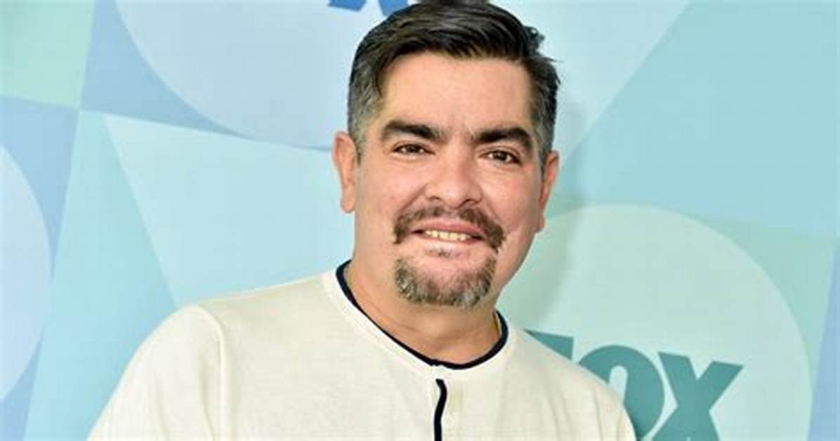 Aaron Sanchez Net Worth, Age, Height, Bio, Birthday, Wiki!