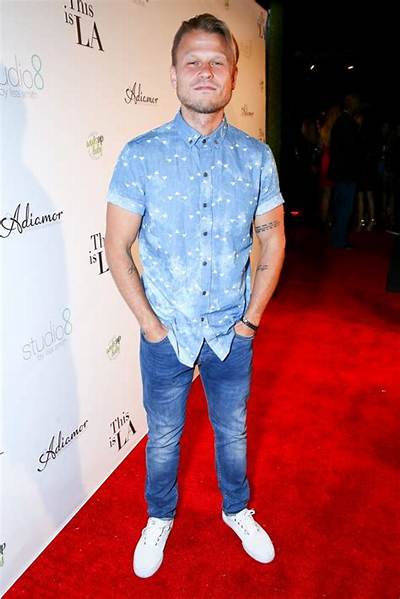Aaron Schwartz Net Worth, Age, Height, Bio, Birthday, Wiki!