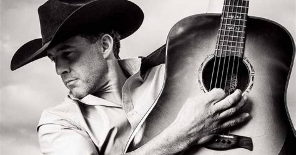 Aaron Watson Net Worth, Age, Height, Bio, Birthday, Wiki!