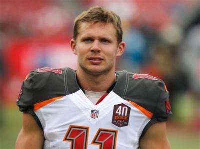 Adam Humphries - Net Worth, Age, Height, Birthday, Bio, Wiki!