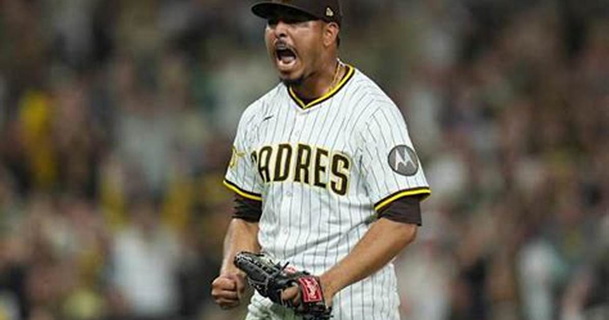 Adri%C3%A1N Uribe Net Worth Age Height Bio 400. Jpg