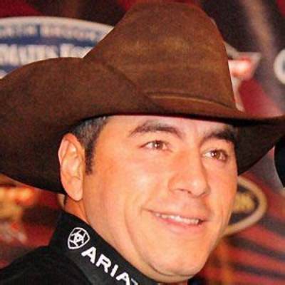 Adriano Moraes - Net Worth, Age, Height, Birthday, Bio, Wiki!