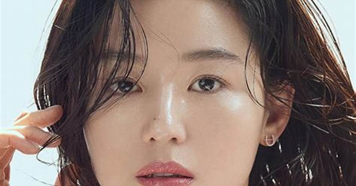 Ahn Ji-Young - Net Worth, Age, Height, Birthday, Bio, Wiki!