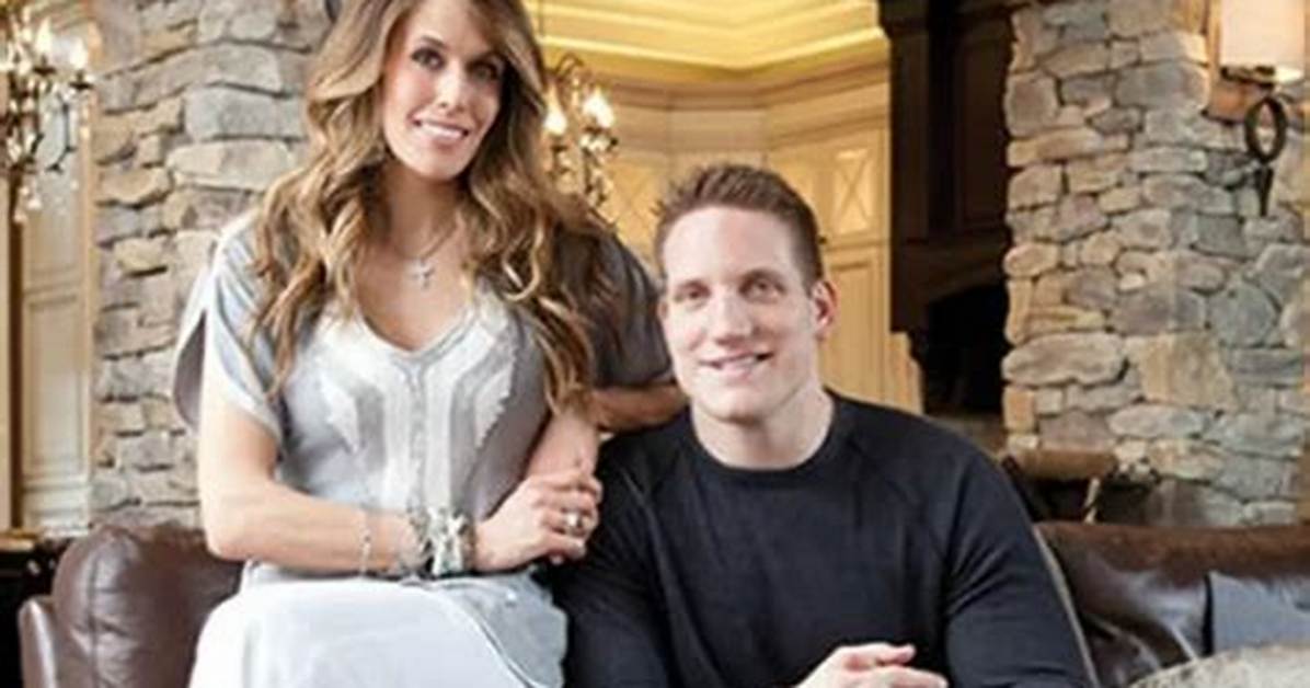 Aj Hawk Net Worth, Age, Height, Bio, Birthday, Wiki!
