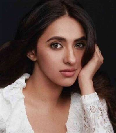 Akansha Ranjan Kapoor - Net Worth, Age, Height, Birthday, Bio, Wiki!