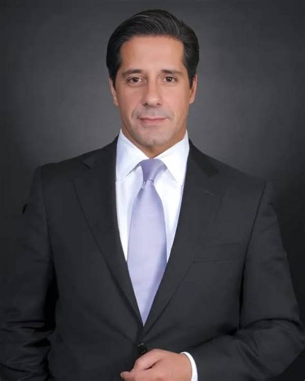 Alberto M. Carvalho Net Worth, Age, Height, Bio, Birthday, Wiki!