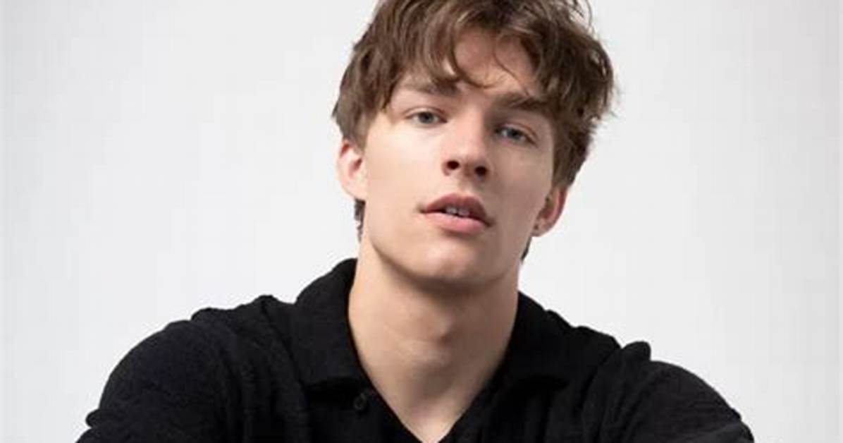 Alex Johnston Net Worth, Age, Height, Bio, Birthday, Wiki!
