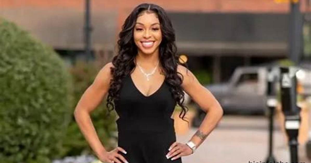 Alexis Vila - Net Worth, Age, Height, Birthday, Bio, Wiki!