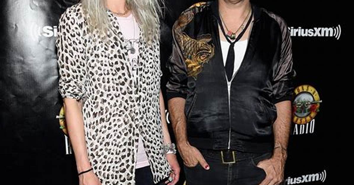Alison Mosshart Net Worth, Age, Height, Bio, Birthday, Wiki!