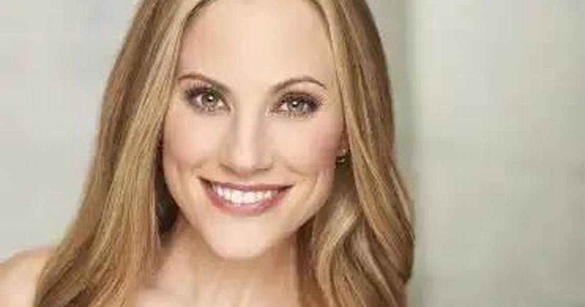 Alison Viktorin - Net Worth, Age, Height, Birthday, Bio, Wiki!