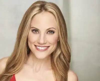 Alison Viktorin - Net Worth, Age, Height, Birthday, Bio, Wiki!