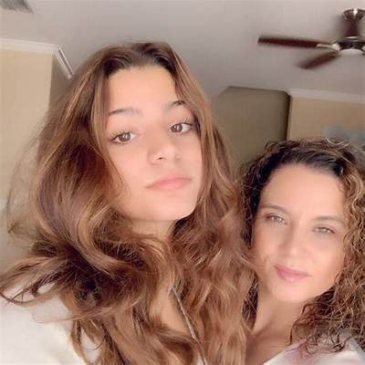 Alisson Sister Forever - Net Worth, Age, Height, Birthday, Bio, Wiki!