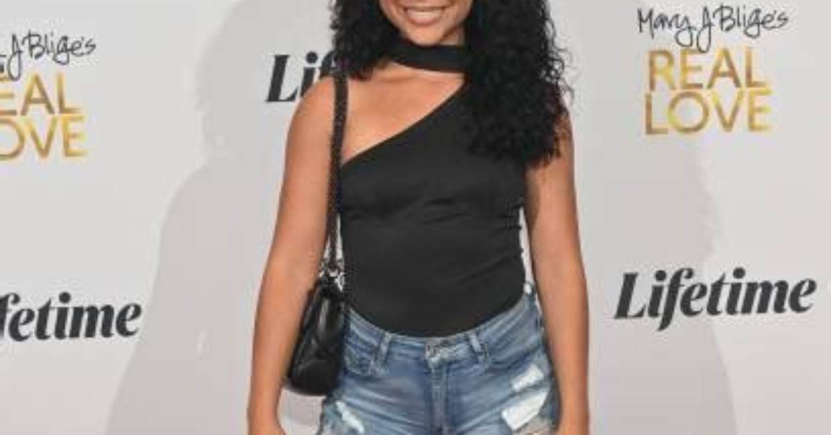 Alix Lapri Net Worth, Age, Height, Bio, Birthday, Wiki!