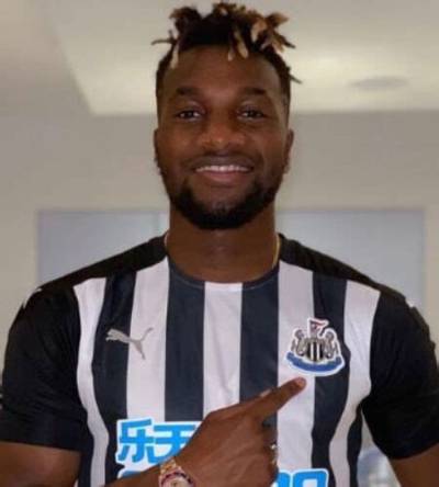 Allan Saint-Maximin Net Worth, Age, Height, Bio, Birthday, Wiki!