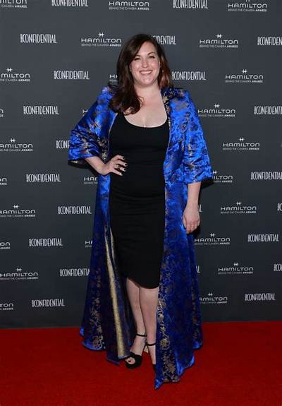 Allison Tolman - Net Worth, Age, Height, Birthday, Bio, Wiki!
