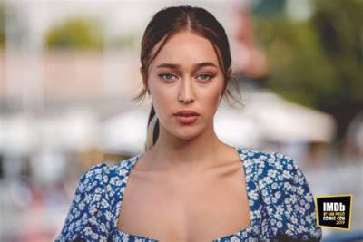 Alycia Chan - Net Worth, Age, Height, Birthday, Bio, Wiki!