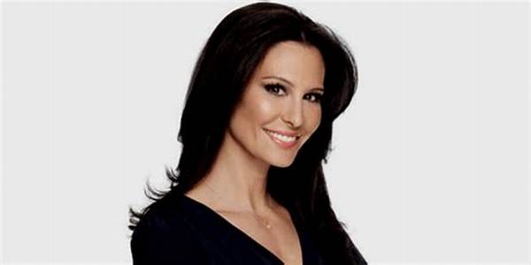 Alycia Lane - Net Worth, Age, Height, Birthday, Bio, Wiki!