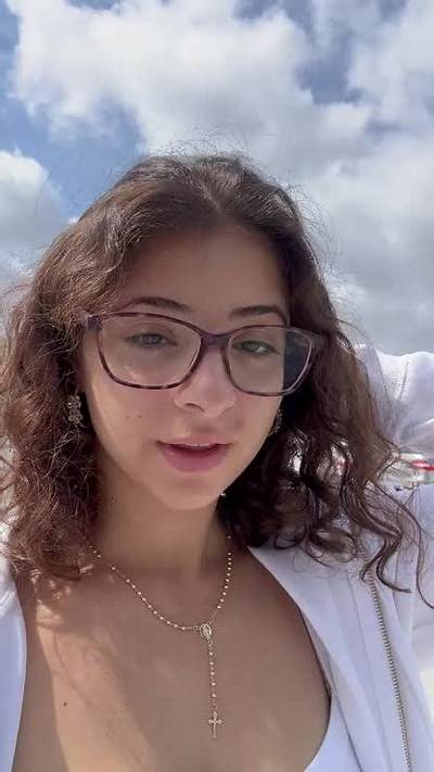 Alyssa Bossio - Net Worth, Age, Height, Birthday, Bio, Wiki!
