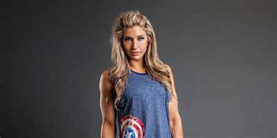 Alyssa Loughran - Net Worth, Age, Height, Birthday, Bio, Wiki!