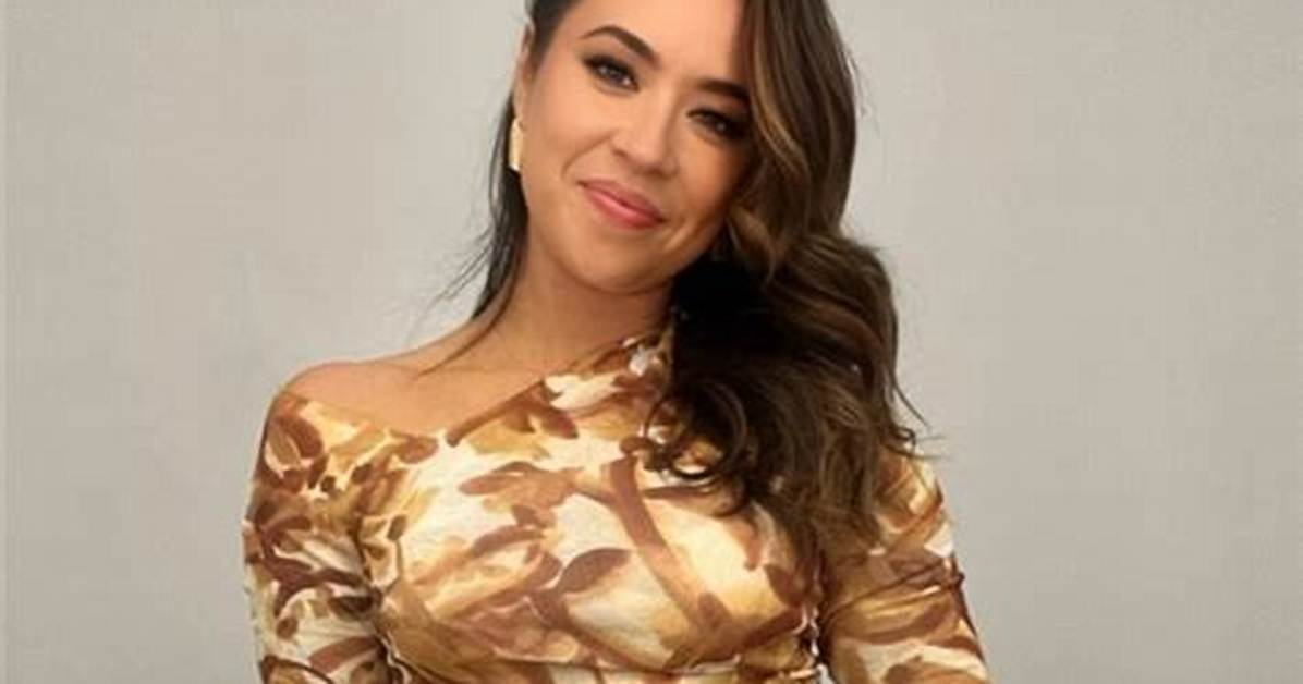 Amanda Carbajales Net Worth, Age, Height, Bio, Birthday, Wiki!