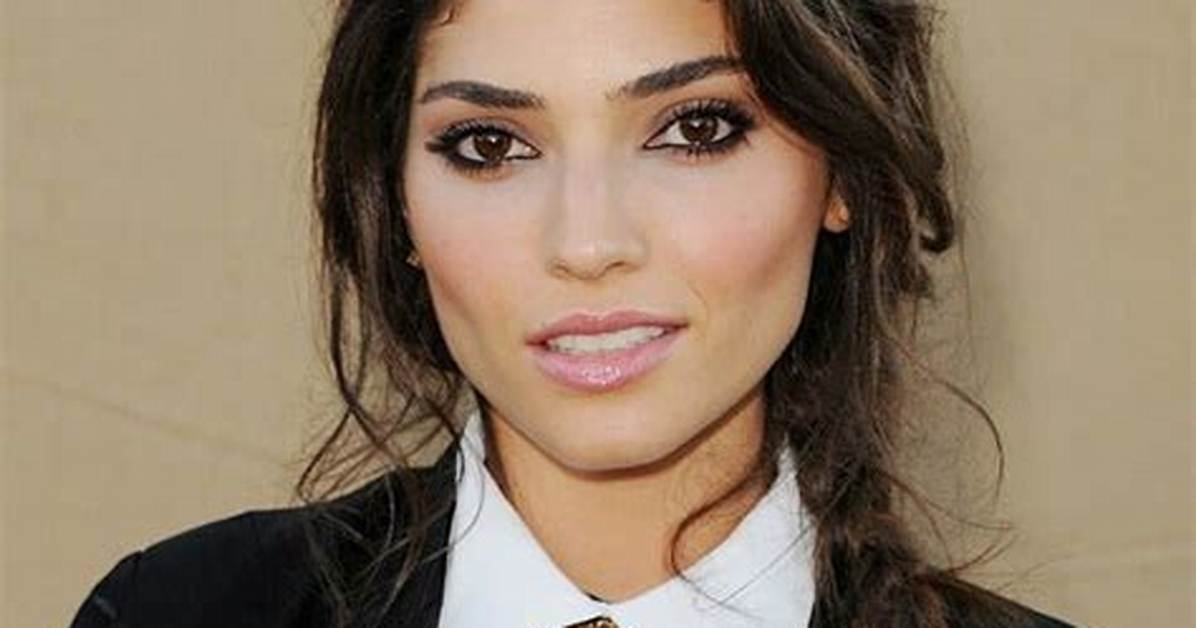 Amanda Setton Net Worth, Age, Height, Bio, Birthday, Wiki!
