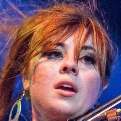Amanda Shaw Net Worth, Age, Height, Bio, Birthday, Wiki!