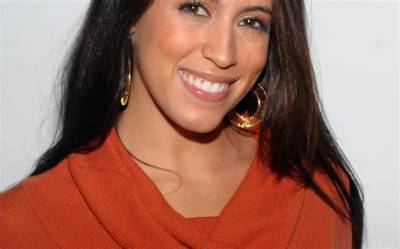 Amber Lee Ettinger - Net Worth, Age, Height, Birthday, Bio, Wiki!