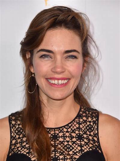 Amelia Heinle Net Worth 2024, Age, Height, Bio, Birthday, Wiki!