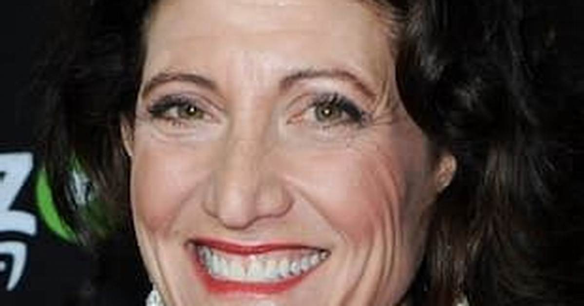 Amy Aquino Net Worth, Age, Height, Bio, Birthday, Wiki!