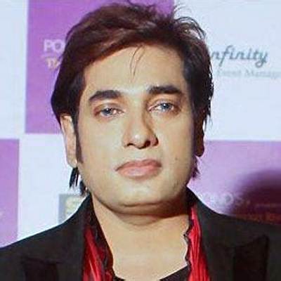 Ananta Jalil Net Worth, Age, Height, Bio, Birthday, Wiki!