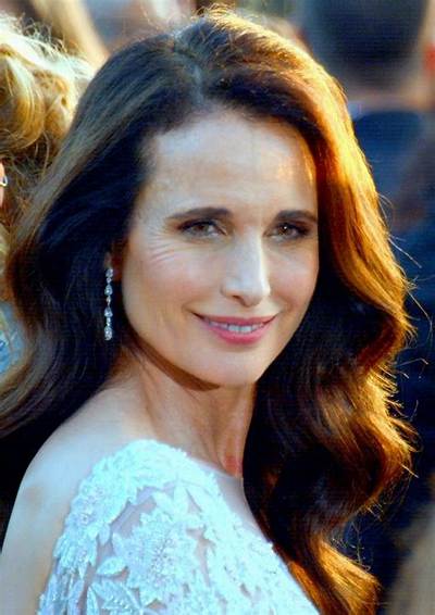 Andie Macdowell Net Worth, Age, Height, Bio, Birthday, Wiki!