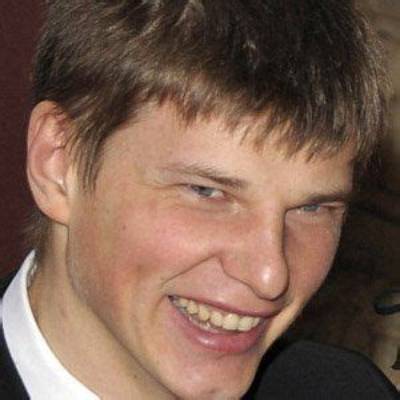 Andrei Arshavin Net Worth, Age, Height, Bio, Birthday, Wiki!