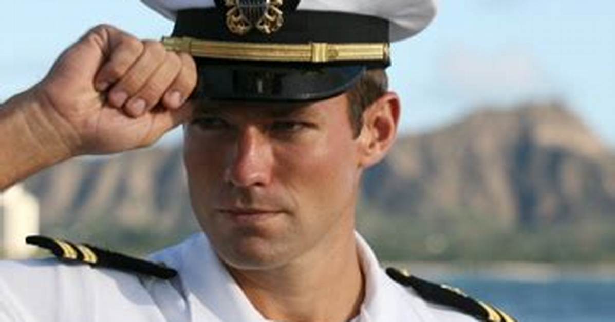 Andrew Baldwin - Net Worth, Age, Height, Birthday, Bio, Wiki!