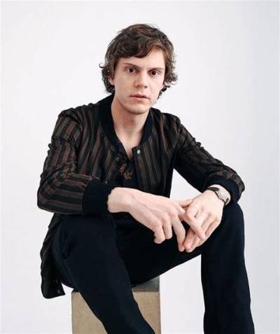 Andrew Peters Net Worth, Age, Height, Bio, Birthday, Wiki!