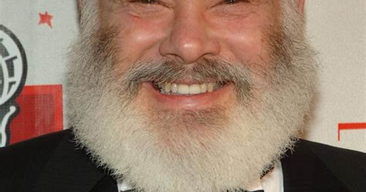 Andrew Weil - Net Worth, Age, Height, Birthday, Bio, Wiki!