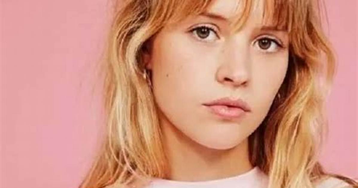 Angele Van Laeken - Net Worth, Age, Height, Birthday, Bio, Wiki!