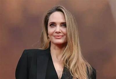 Angelina Idnani Net Worth, Age, Height, Bio, Birthday, Wiki!