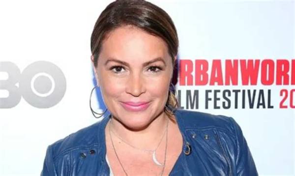 Angie Martinez Net Worth, Age, Height, Bio, Birthday, Wiki!