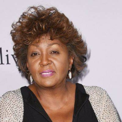Anita Baker Net Worth, Age, Height, Bio, Birthday, Wiki!