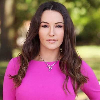 Anna Khait Net Worth, Age, Height, Bio, Birthday, Wiki!