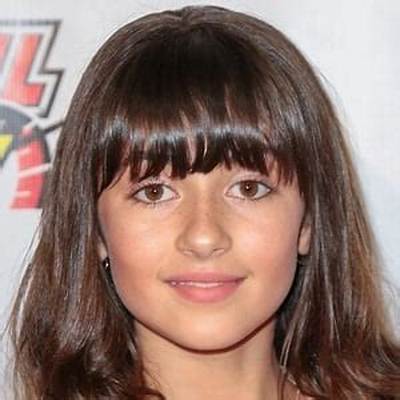 Annabelle Gamson - Net Worth, Age, Height, Birthday, Bio, Wiki!