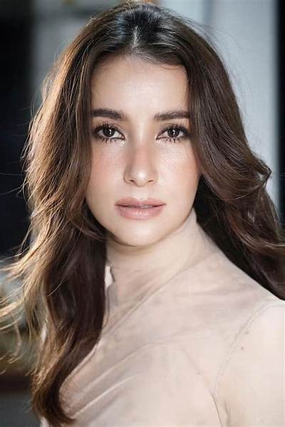 Anne Thongprasom - Net Worth, Age, Height, Birthday, Bio, Wiki!