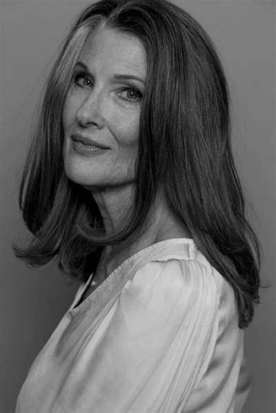 Annette O'toole - Net Worth, Age, Height, Birthday, Bio, Wiki!