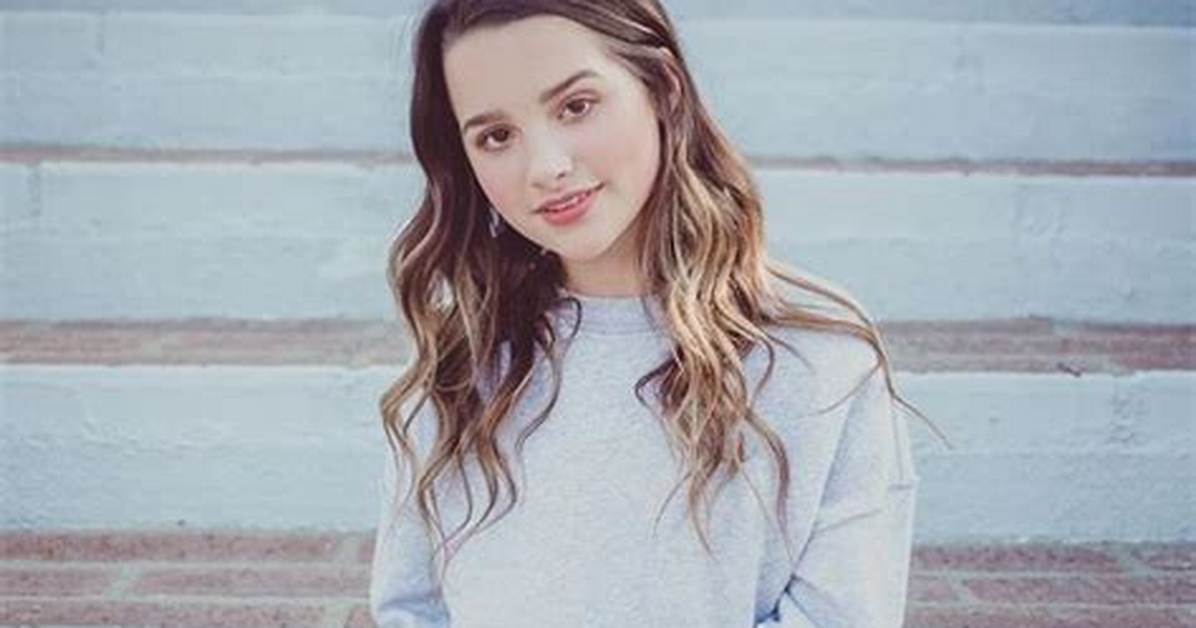 Annie Leblanc Net Worth, Age, Height, Bio, Birthday, Wiki!