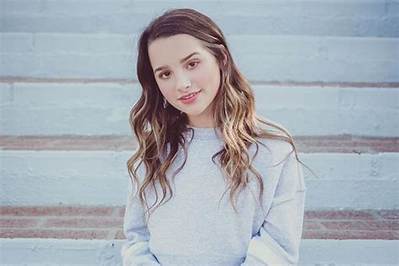 Annie Leblanc Net Worth, Age, Height, Bio, Birthday, Wiki!