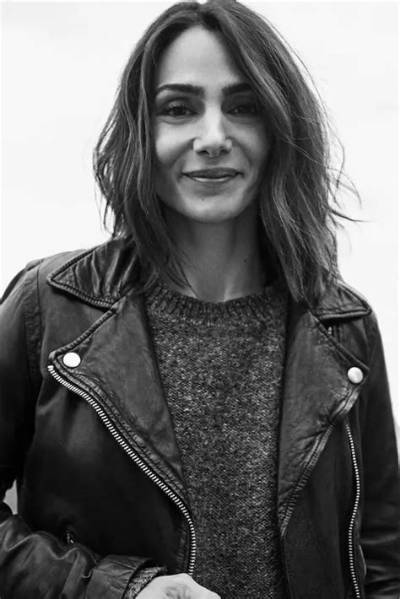 Annie M. Briggs - Net Worth, Age, Height, Birthday, Bio, Wiki!