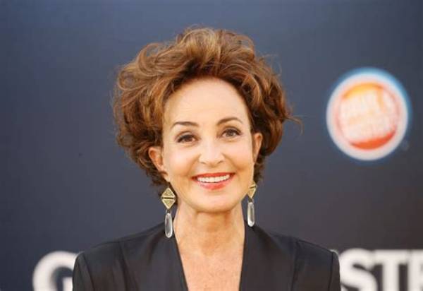 Annie Potts Net Worth 2024, Age, Height, Bio, Birthday, Wiki!