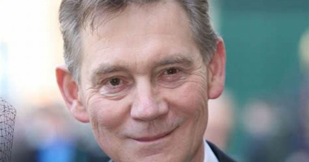 Anthony Andrews - Net Worth, Age, Height, Birthday, Bio, Wiki!