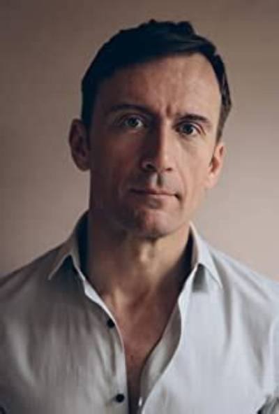 Anthony Howell - Net Worth, Age, Height, Birthday, Bio, Wiki!